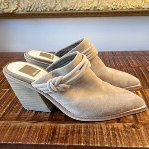 Dolce Vita Sita Tan Suede Western Slide Heel Clog Mules Tan Size 6